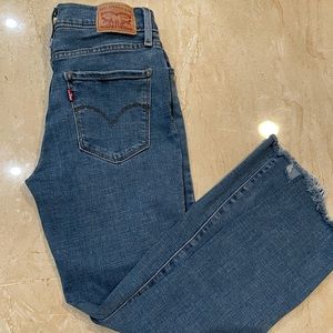 Levi’s 724 high rise straight crop jeans | 27
